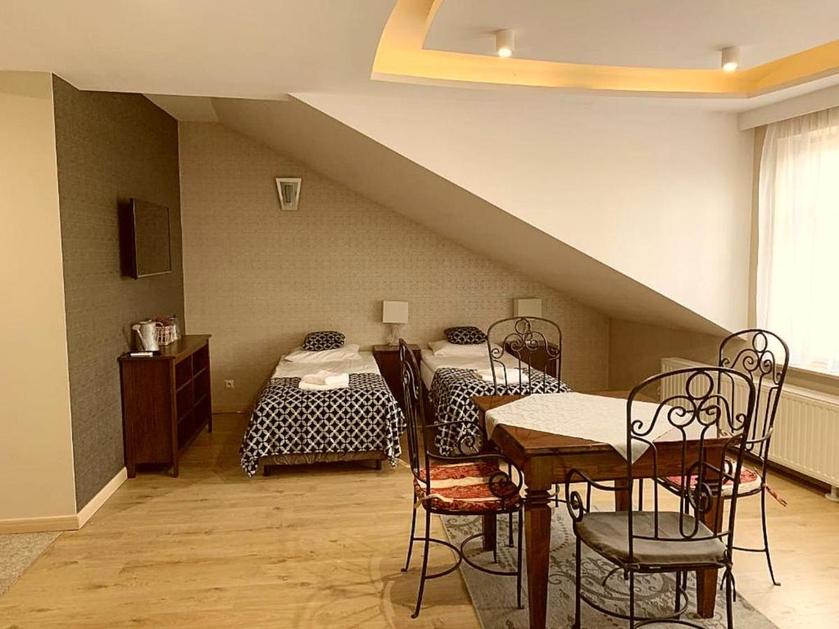 צ'סטוצ'ובה Grono Apartamenty מראה חיצוני תמונה