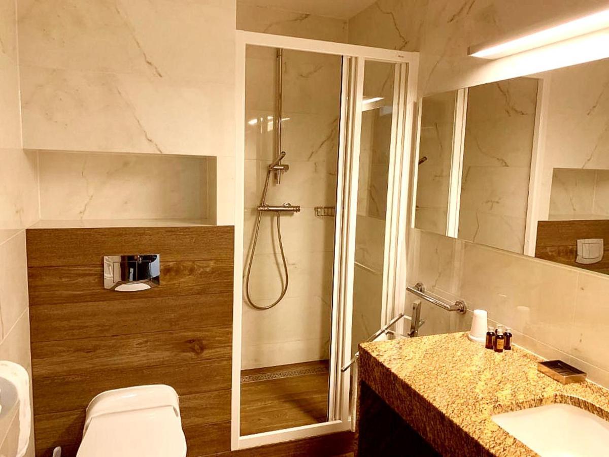 צ'סטוצ'ובה Grono Apartamenty מראה חיצוני תמונה